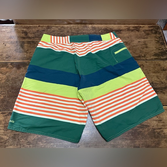 Patagonia Wavefarer Board Shorts - Picture 2 of 4